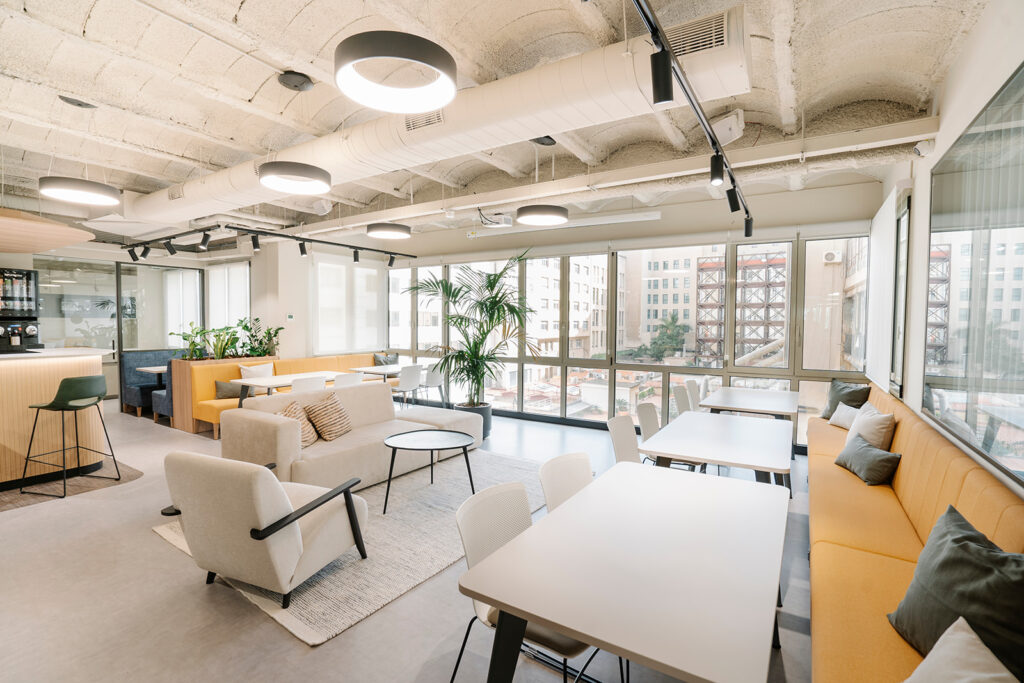 El futuro del trabajo es flexible: del puesto fijo al espacio colaborativo